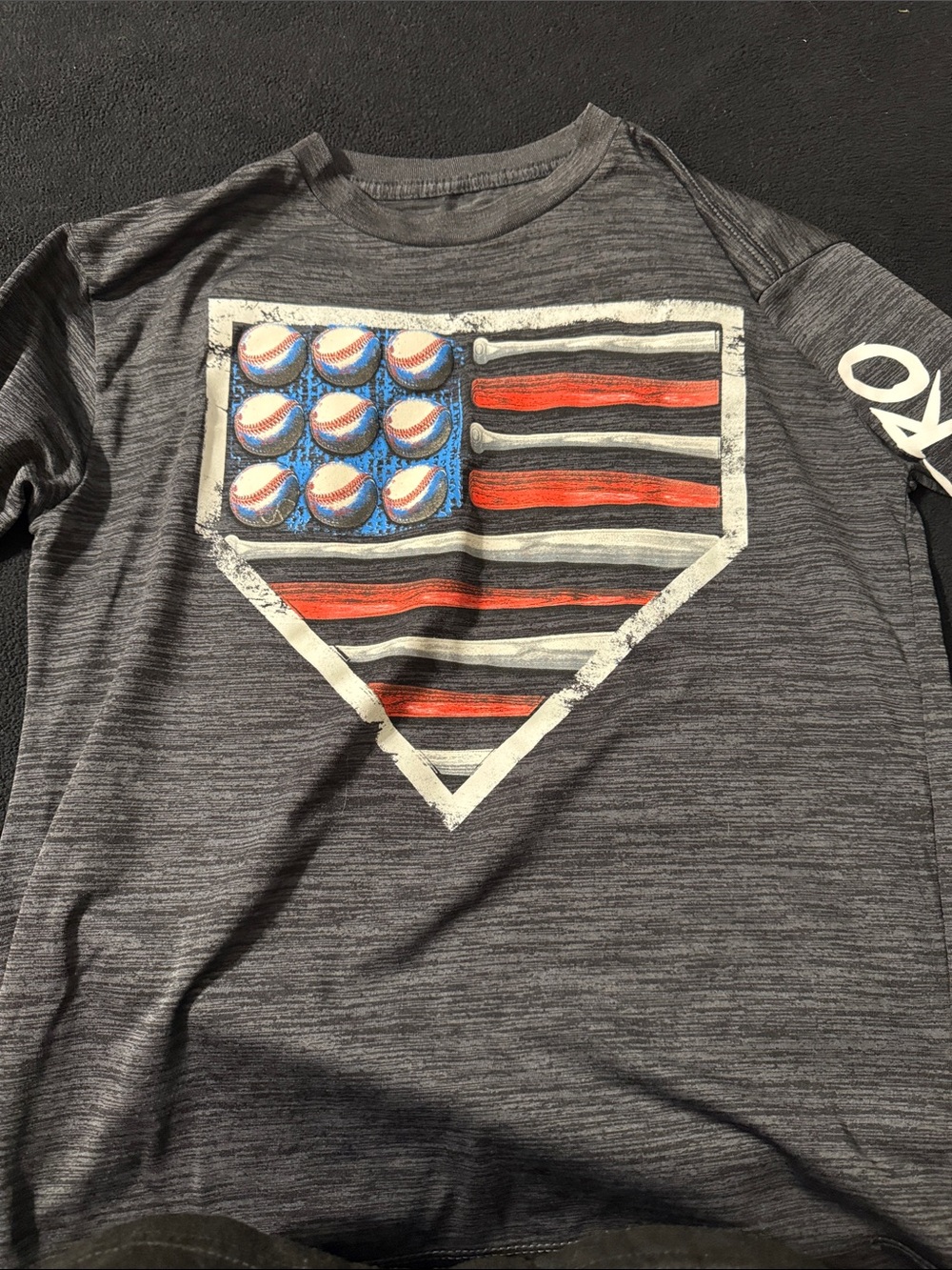 tek gear Gray Long Sleeve Top with Red, Blue and White Graphic
